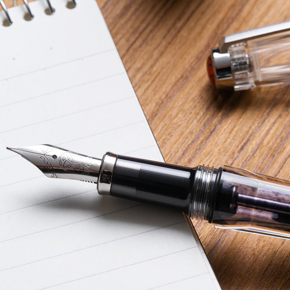 TWSBI Vac700R Fountain Pen - un membrete