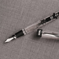 TWSBI Diamond 580ALR Black Fountain Pen - un membrete