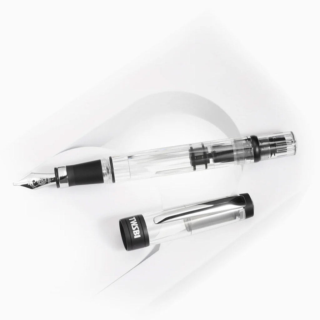 TWSBI Diamond 580ALR Black Fountain Pen - un membrete