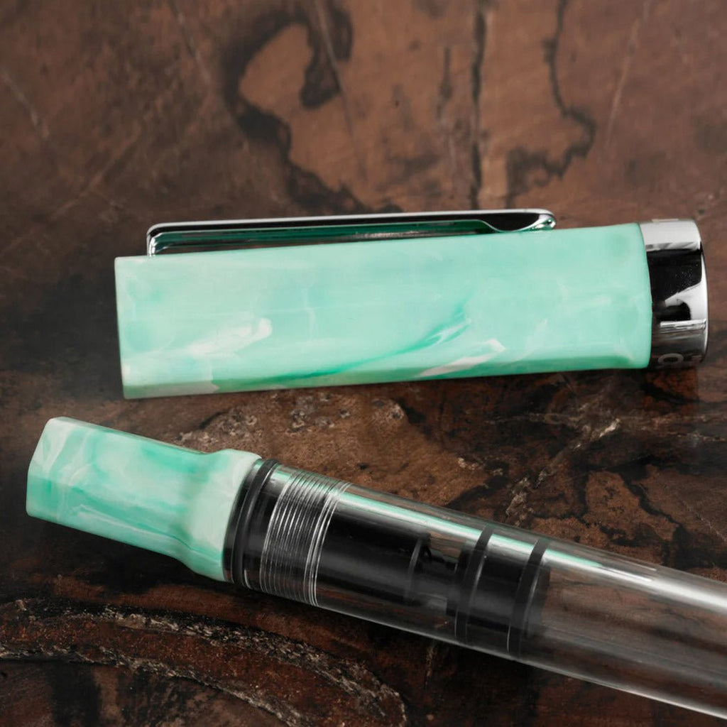 TWSBI ECO Amazonite Fountain Pen - un membrete