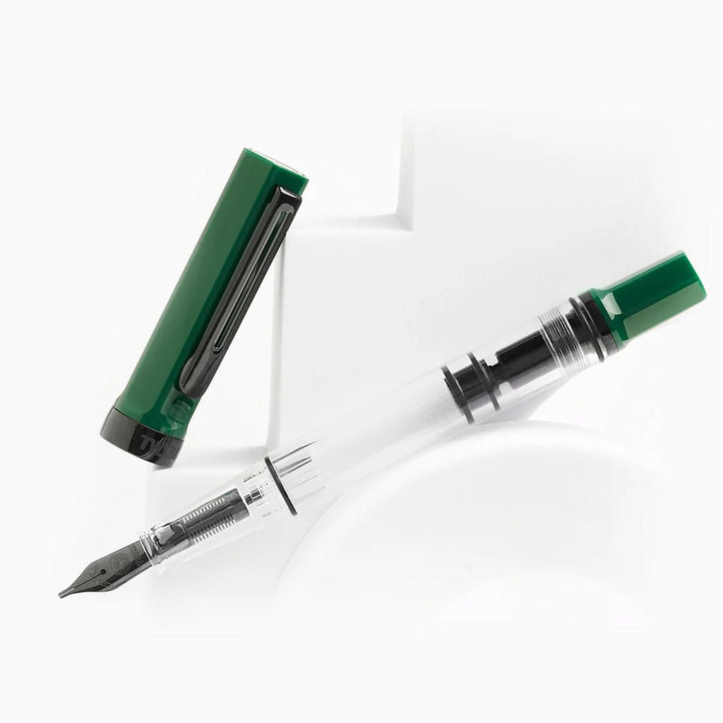 TWSBI ECO Irish Green w/Oynx Fountain Pen - un membrete