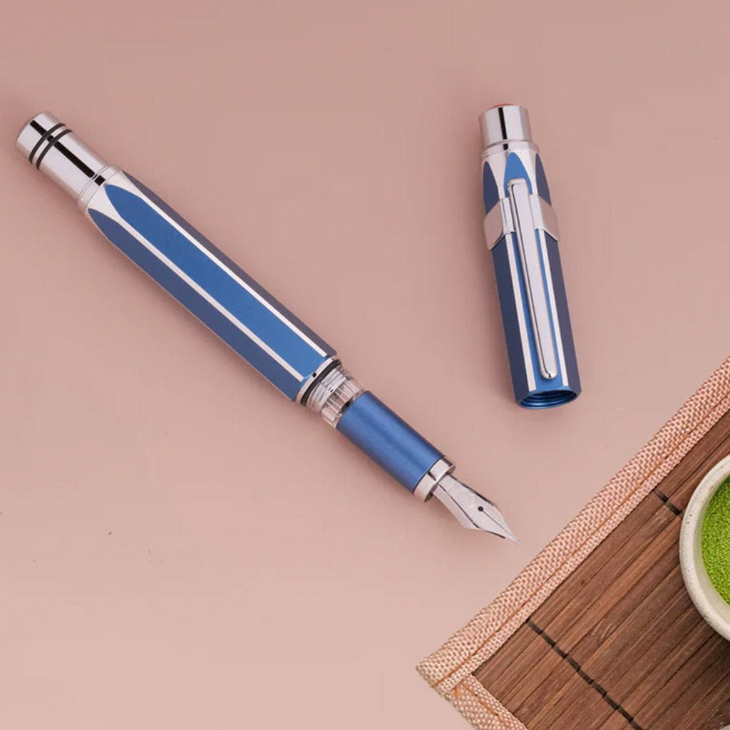 TWSBI Precision Gemini Blue Fountain Pen - un membrete