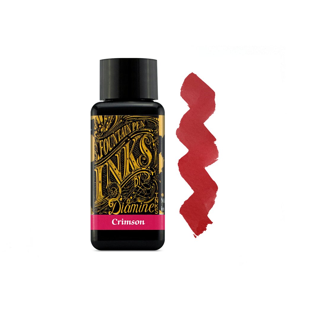 Muestra de tinta Diamine Classic Red de color rojo clásico intenso sobre papel blanco, con ligeras variaciones tonales.