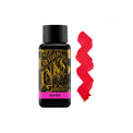 Muestra de tinta Diamine Scarlet color rosa escarlata intenso con matices magenta y reflejos dorados sobre papel blanco.
