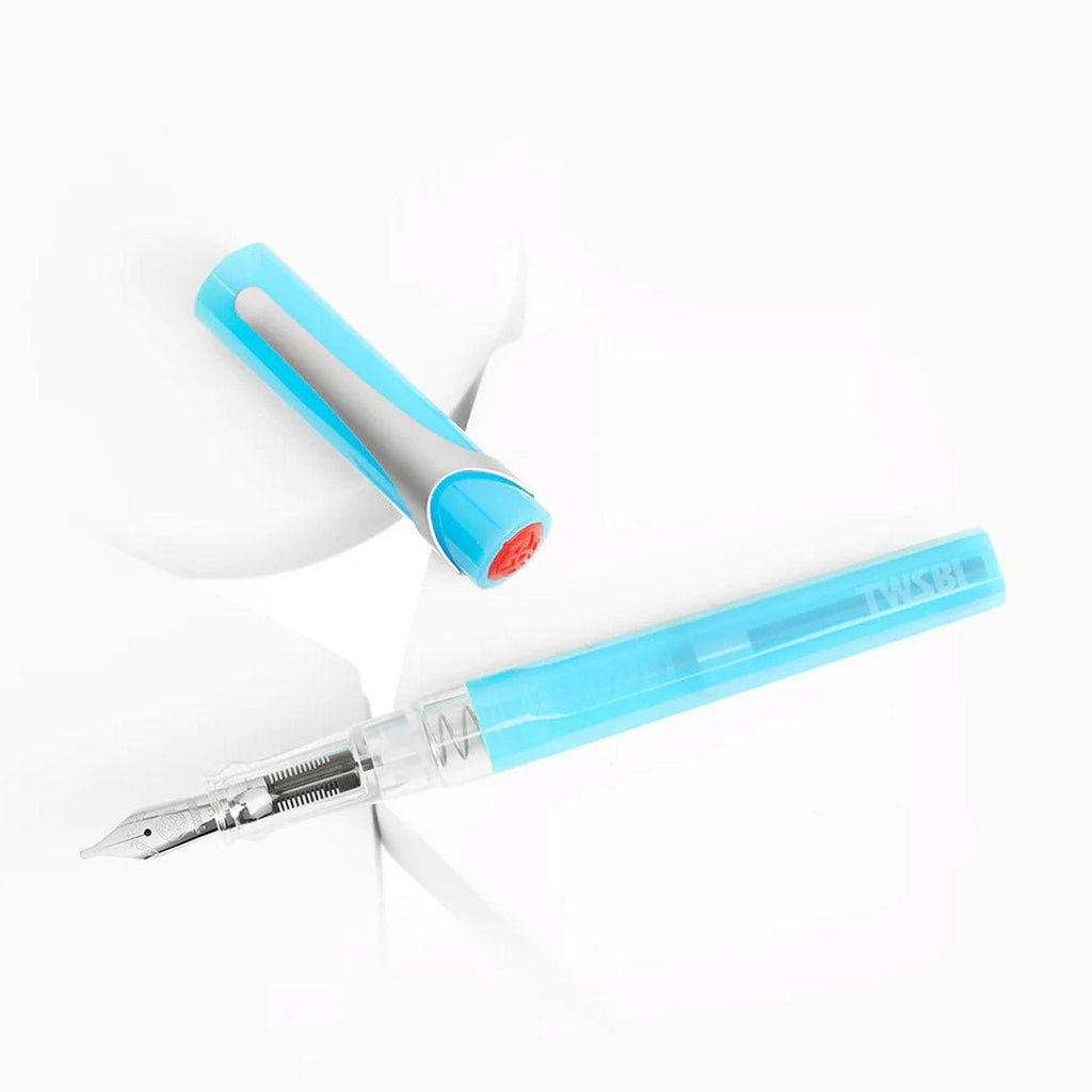 TWSBI SWIPE Ice Blue Fountain Pen - un membrete