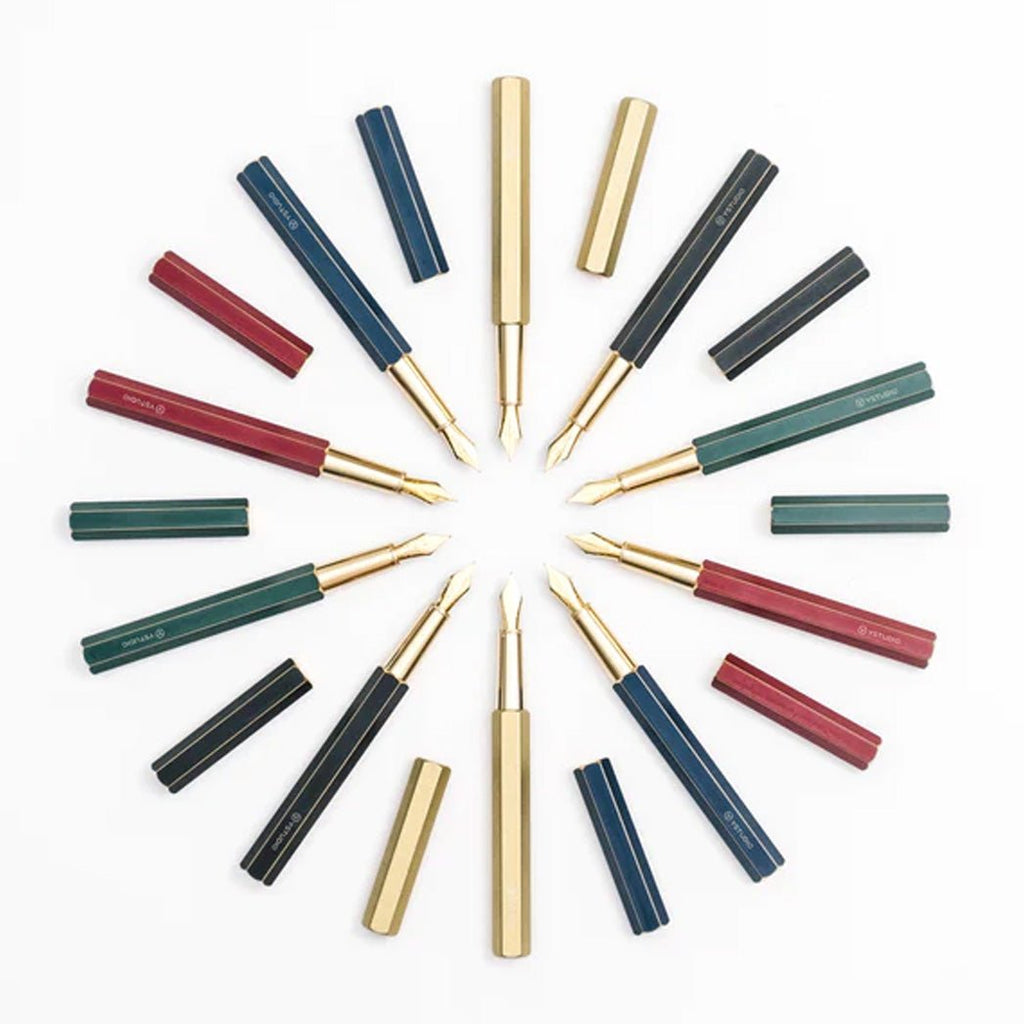 Y Studio Classic Revolve Brass M Fountain Pen - un membrete